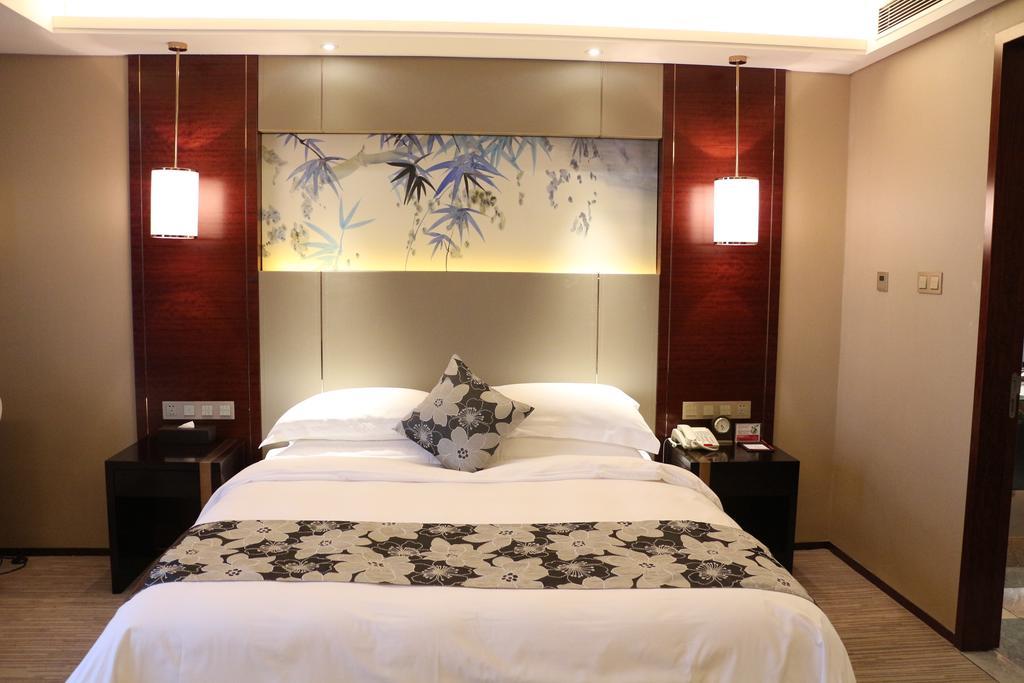 Ramada Yiyang Taojiang Yiyang (Hunan) Exterior foto