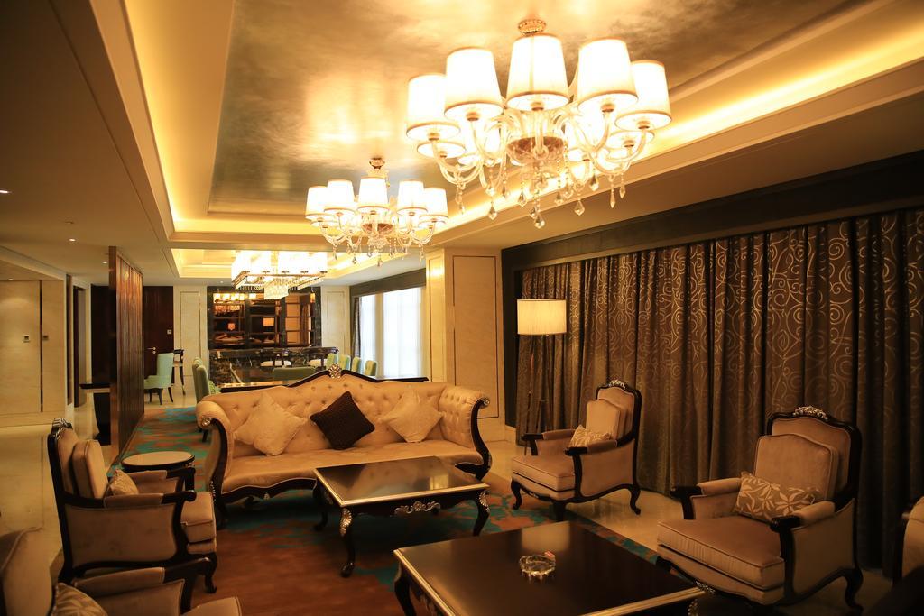Ramada Yiyang Taojiang Yiyang (Hunan) Exterior foto