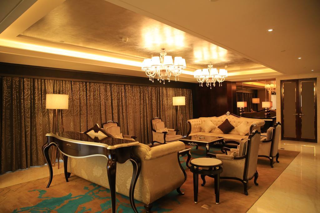 Ramada Yiyang Taojiang Yiyang (Hunan) Exterior foto