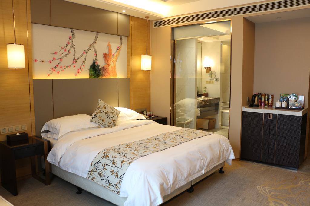 Ramada Yiyang Taojiang Yiyang (Hunan) Exterior foto